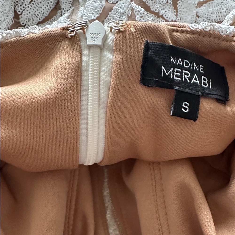 NADINE MERABI TALIA Elegant White Lace Dress - Picture 15 of 17